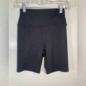 Garage NWT black bike shorts Size Small